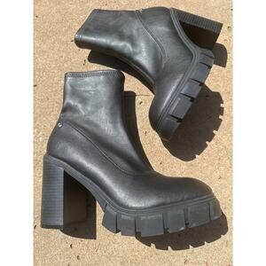 Guess Joltong Black Chunky Ankle Boots Black 8.5